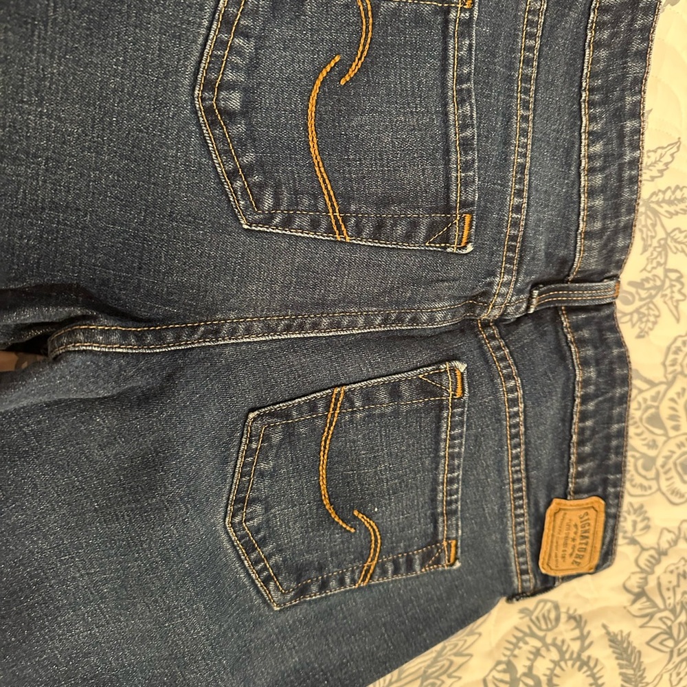 Levi's Dark Blue Straight Leg Women's Jeans